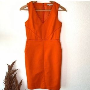 Banana Republic piped v-neck sheath orange XS with pockets!